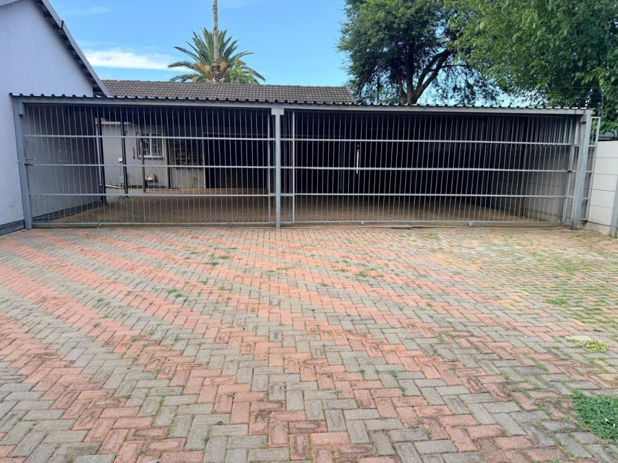 3 Bedroom Property for Sale in La Hoff North West